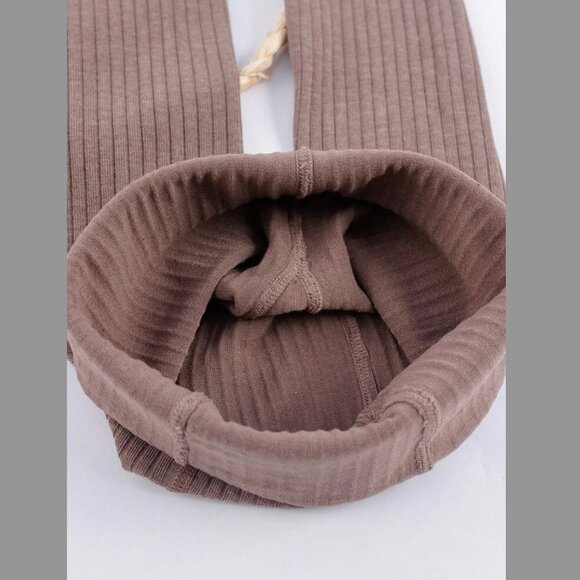 Girl Knit Leggings 4/5 - Picture 3 of 3